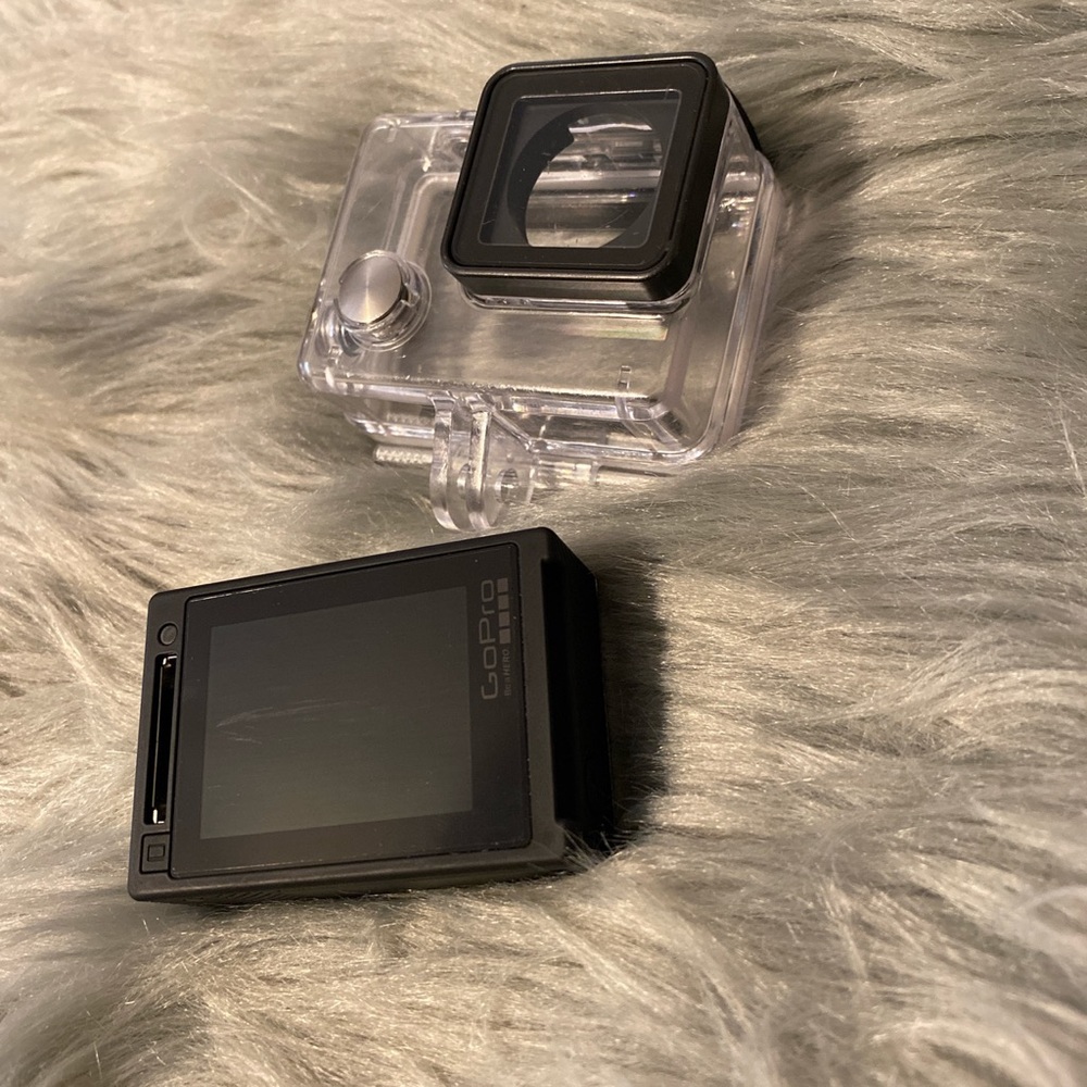 GoPro Hero4 - Picture 2 of 2